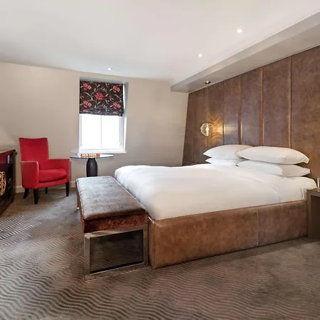 Radisson Blu Hotel, London Bloomsbury Exterior photo