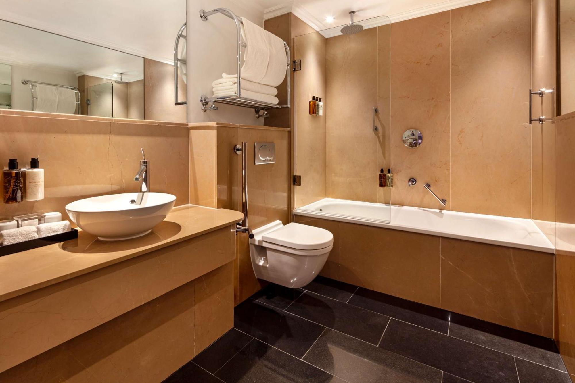 Radisson Blu Hotel, Bloomsbury Hotel